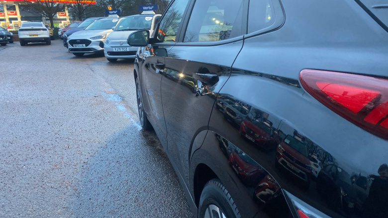 Hyundai KONA 100kW Premium 39kWh 5dr Auto Electric Hatchback